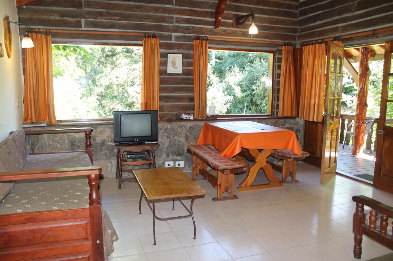 לה קומברסיטה Villa Del Fiume מראה חיצוני תמונה